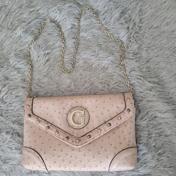 Guess Studded Faux Ostrich Pale Pink Clutch Hand Bag Chain Shoulder Strap Purse - Picture 2 of 11